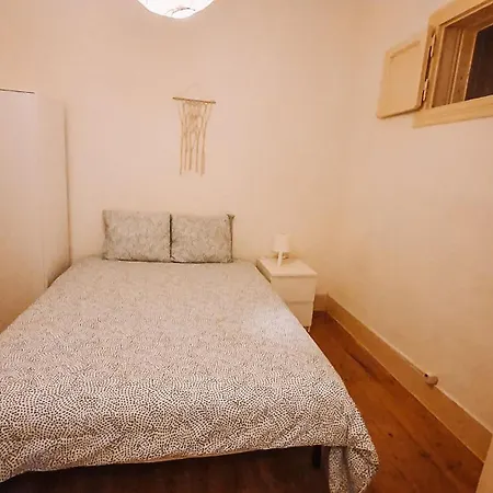 Big Homestay Lisbon